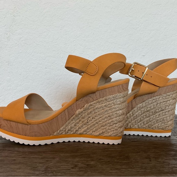 Soda Orange Shoes - Picture 2 of 7